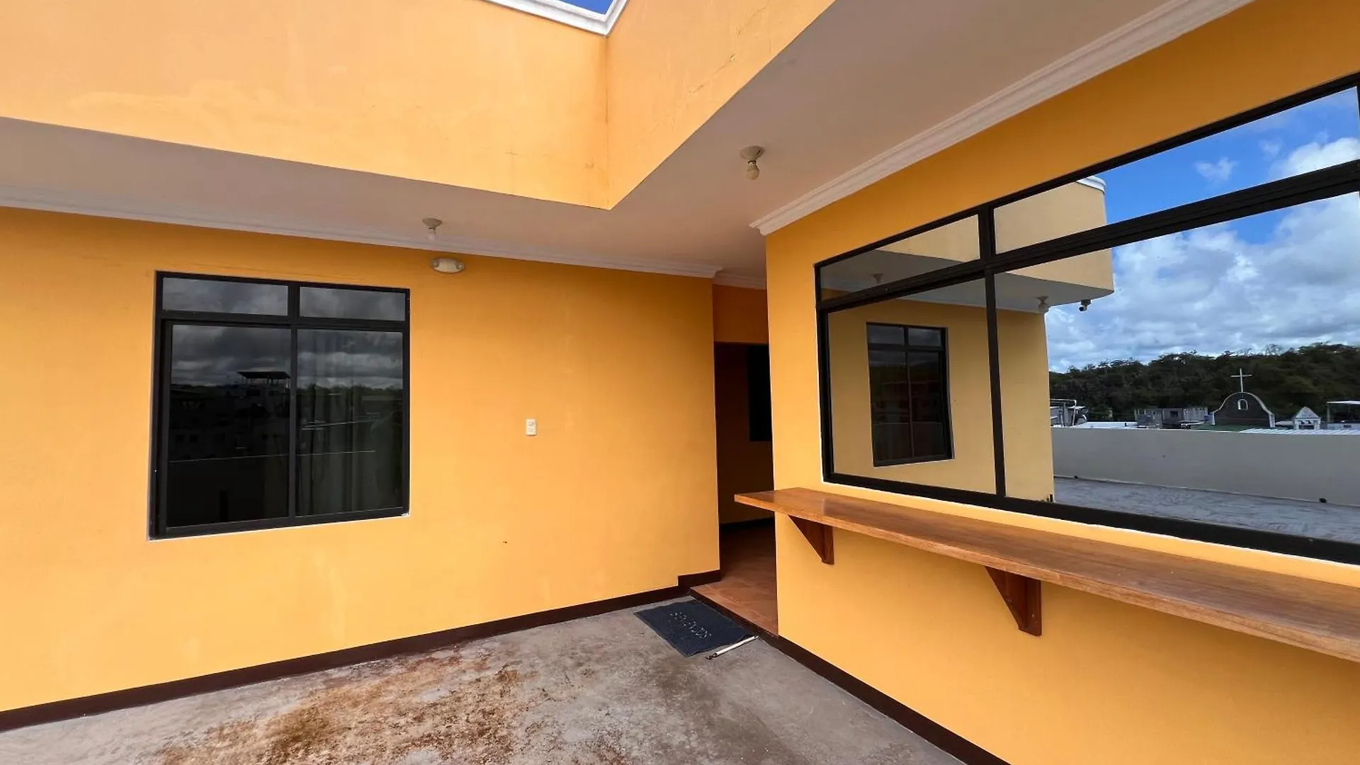 Hostal Casa Cascada Puerto Ayora