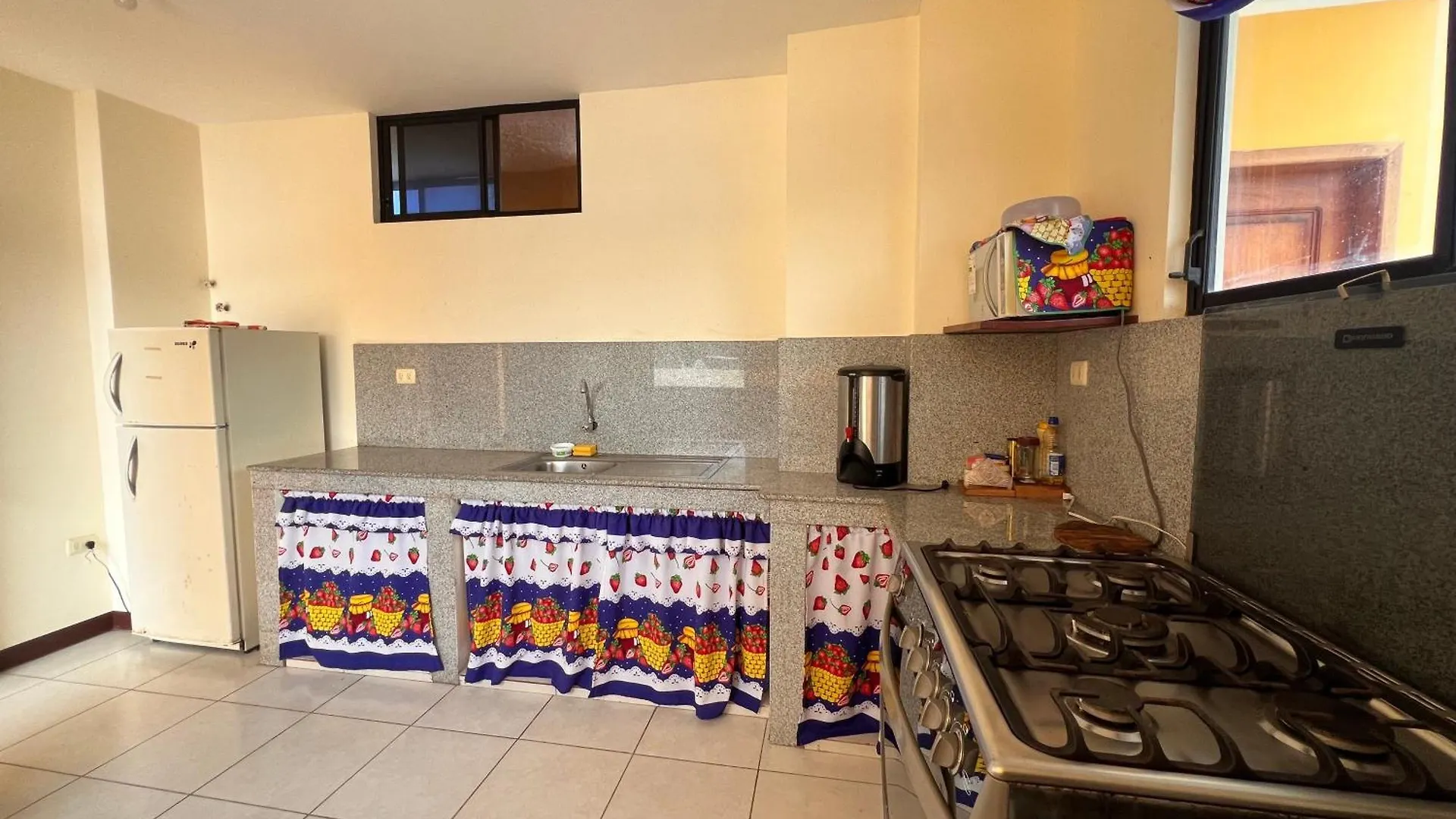 Pensión Hostal Casa Cascada Puerto Ayora