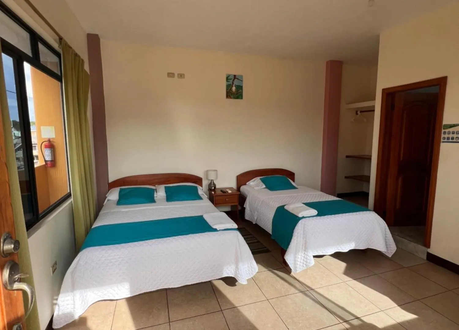 Hostal Casa Cascada Puerto Ayora  3*, Puerto Ayora (Galapagos Islands) Ecuador