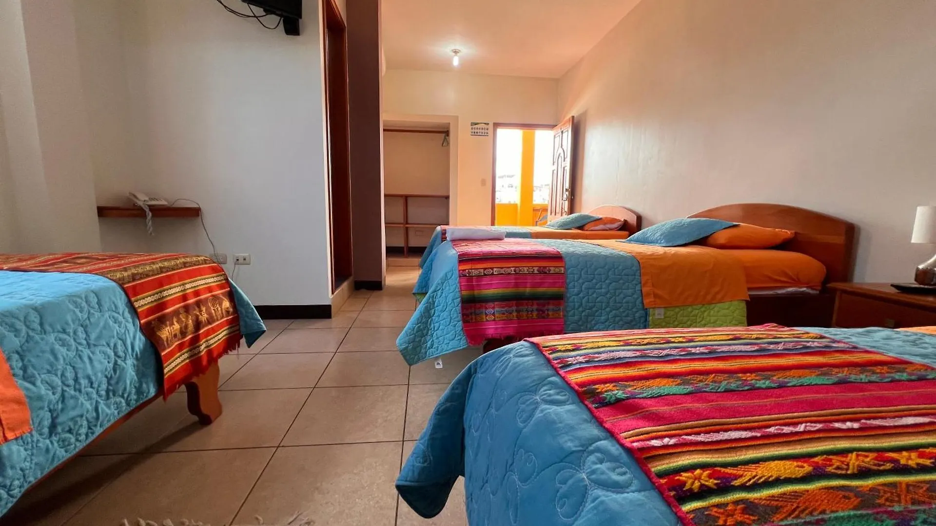 Affittacamere Hostal Casa Cascada Puerto Ayora