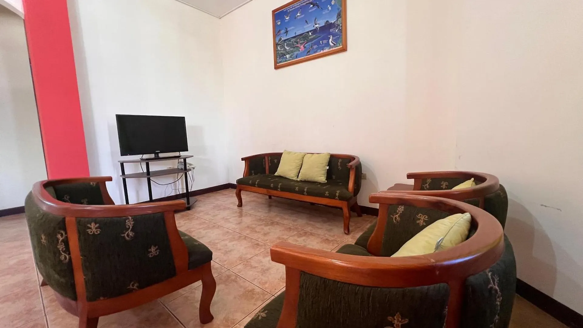 Hostal Casa Cascada Puerto Ayora  Ecuador